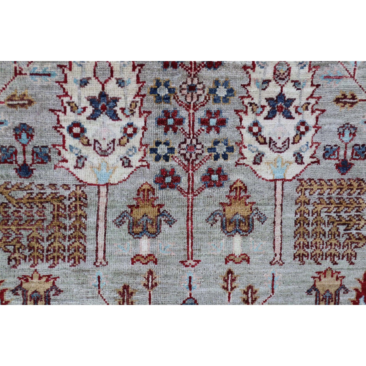 ARYANA TABRZ LIGHT GREEN / RED 8'3" X 9'10"