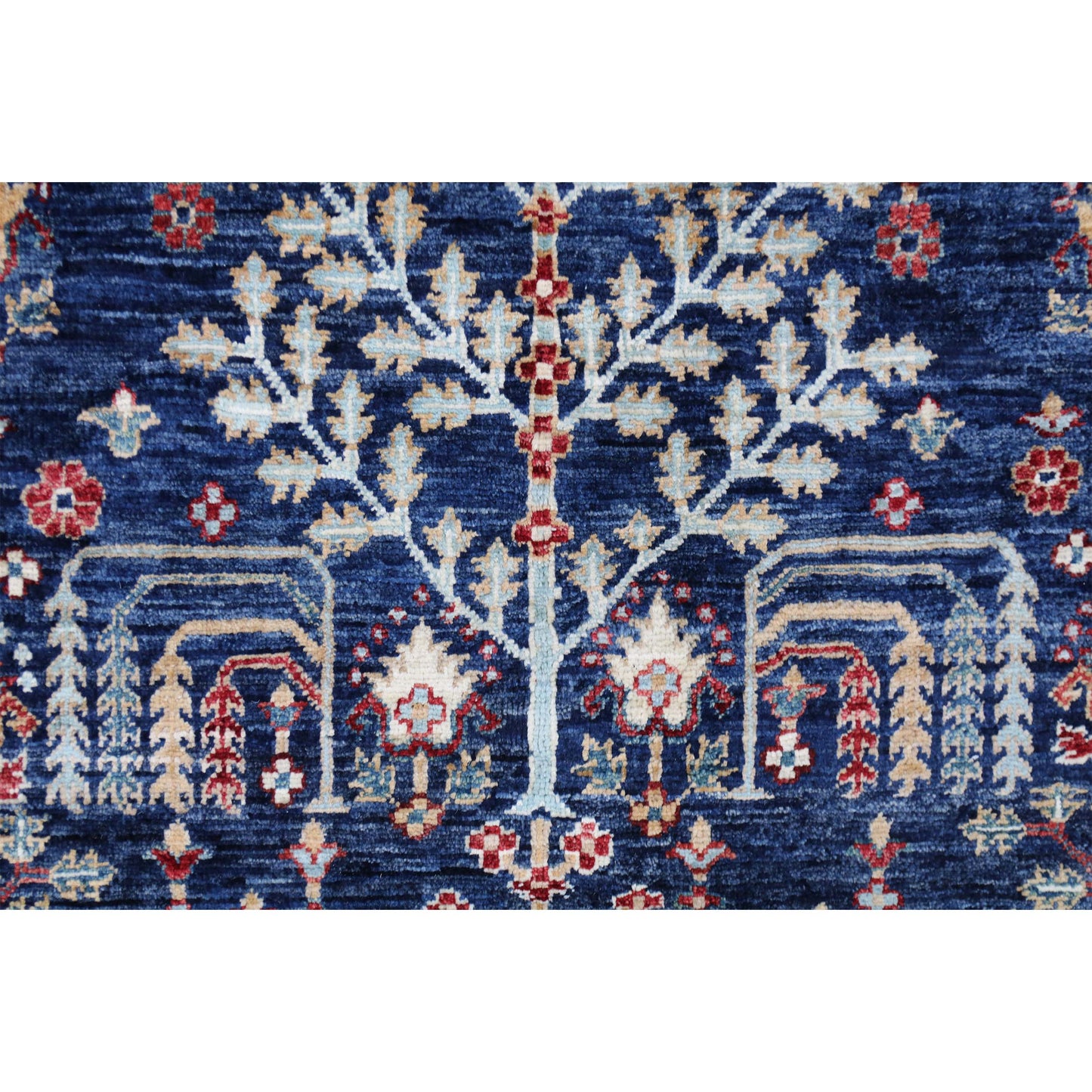 ARYANA TABRZ NAVY / RED 7'9" X 9'6"