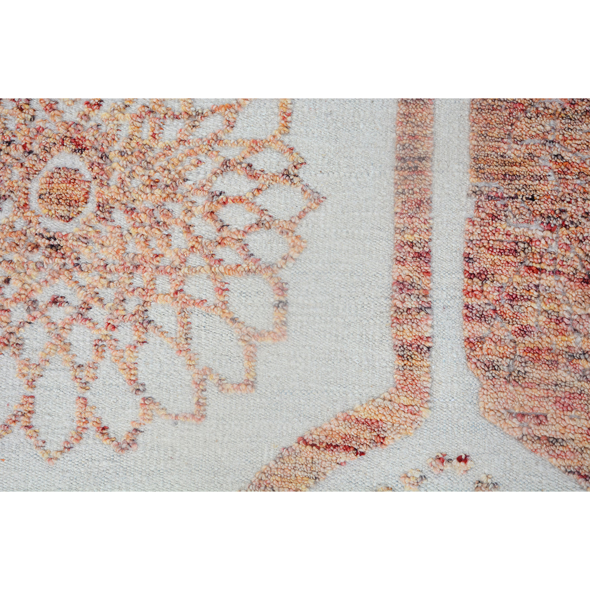 MOROCCAN 394TZ IVORY / PEACH