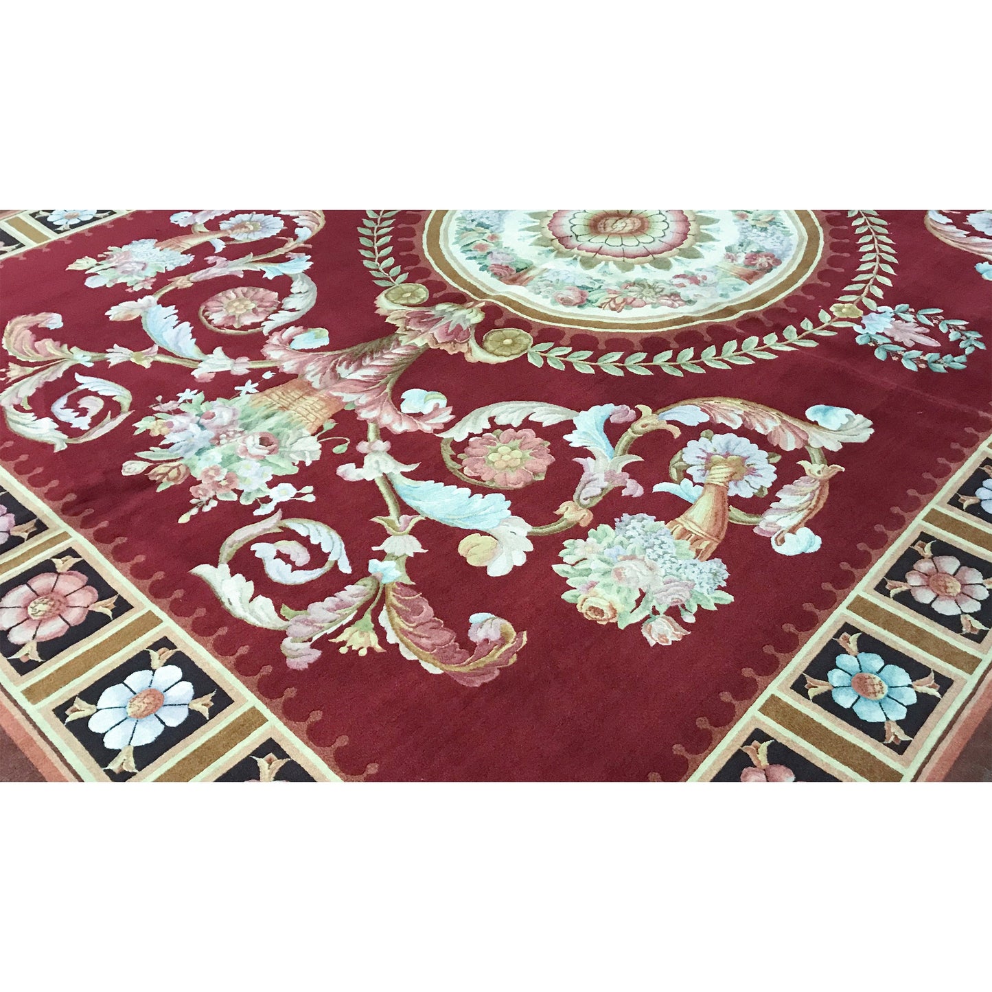 RENAISSANCE SAVONNERIE S-131 RED / IVORY 9' X 12'