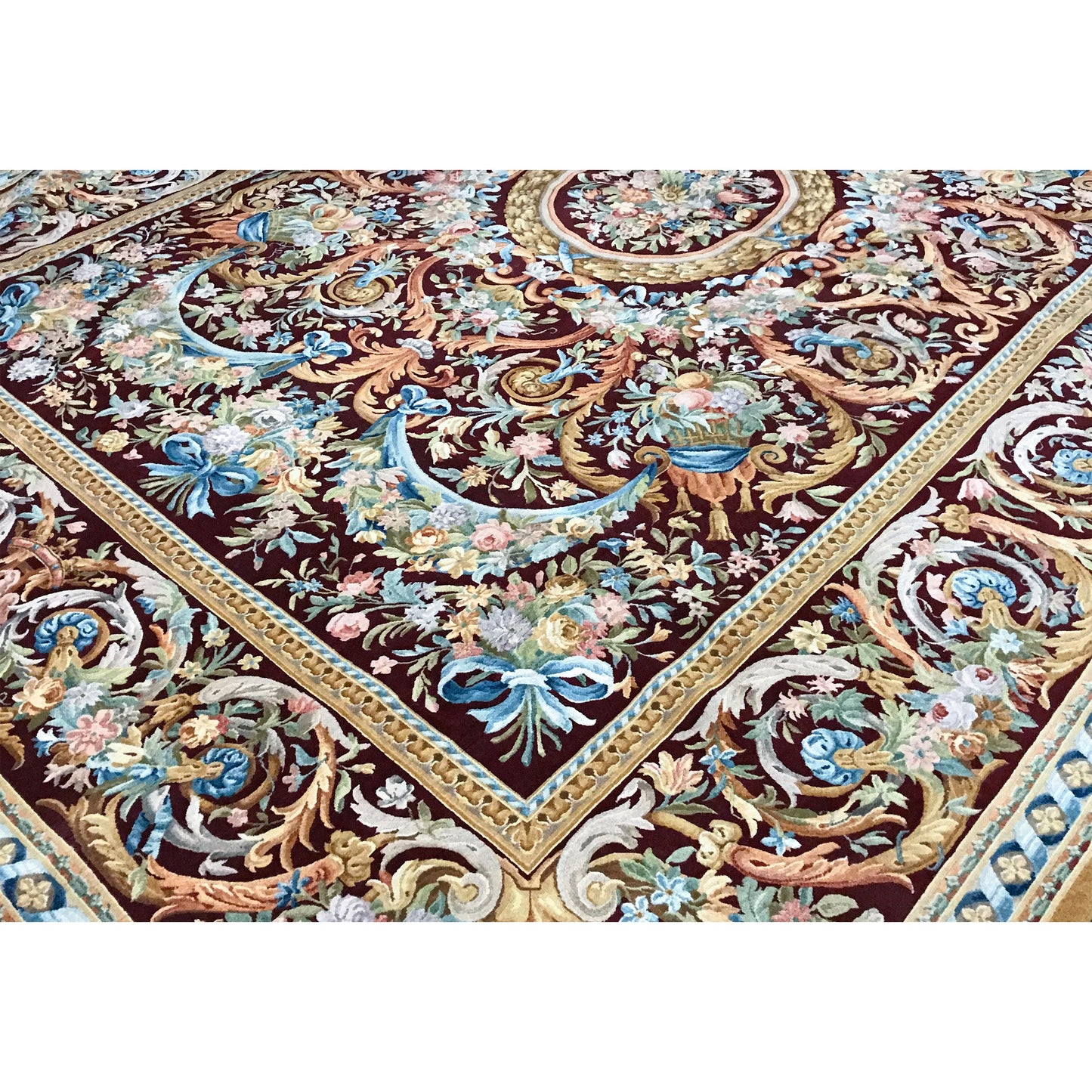 RENAISSANCE SAVONNERIE S193R RED / RED 10' X 14'1"