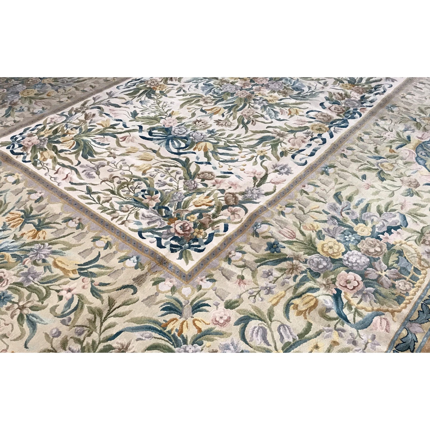 RENAISSANCE SAVONNERIE S145I IVORY / BEIGE 9'10" X 14'