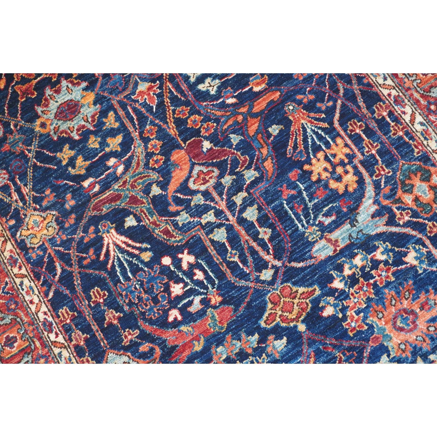 ARYANA ARYAN NAVY / RED 3'11" X 6'2"