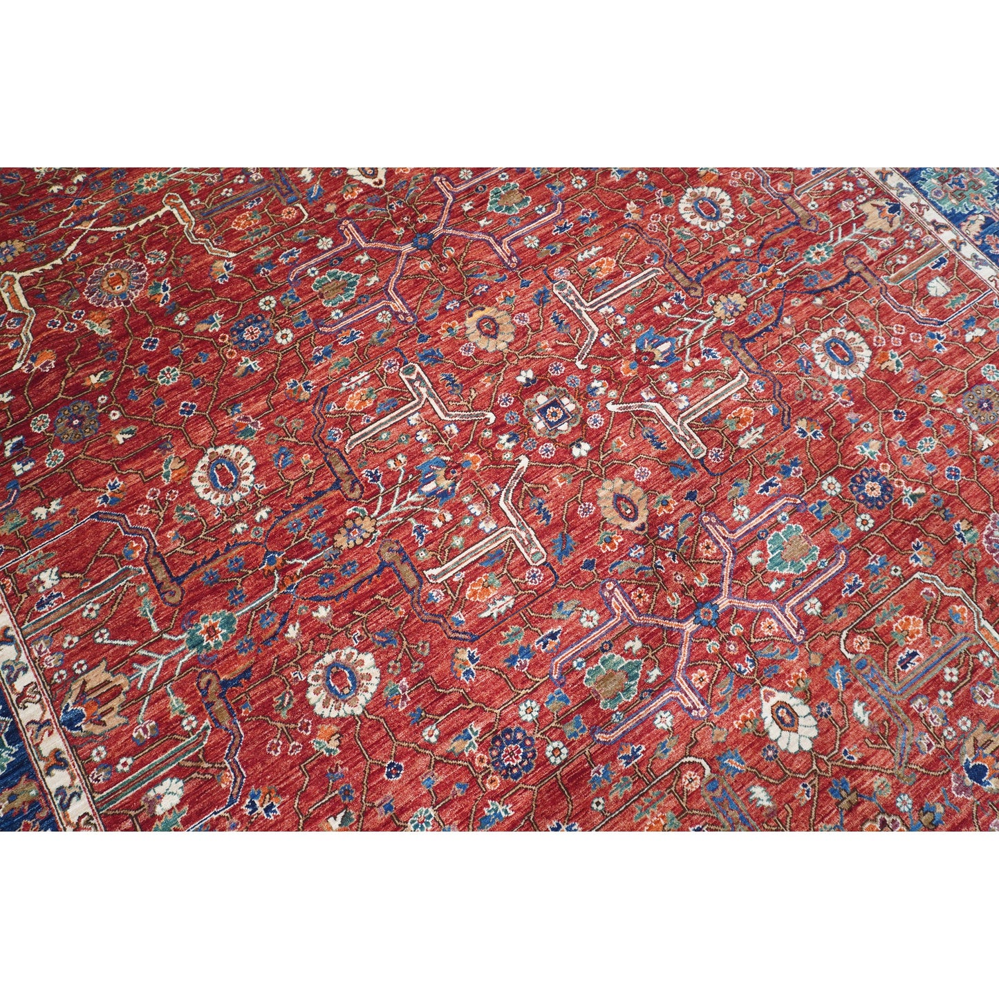 ARYANA ARYAN RED / NAVY 8'10" X 11'7"