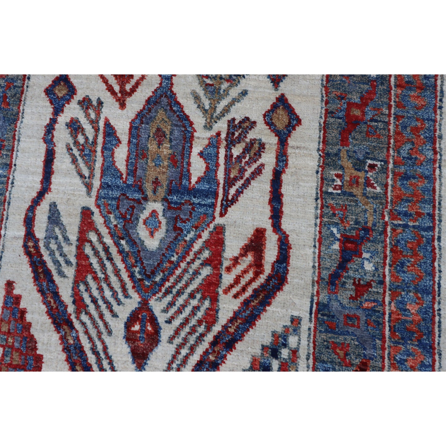 ARYANA ARYAN IVORY / GREEN 2'7" X 16'1"