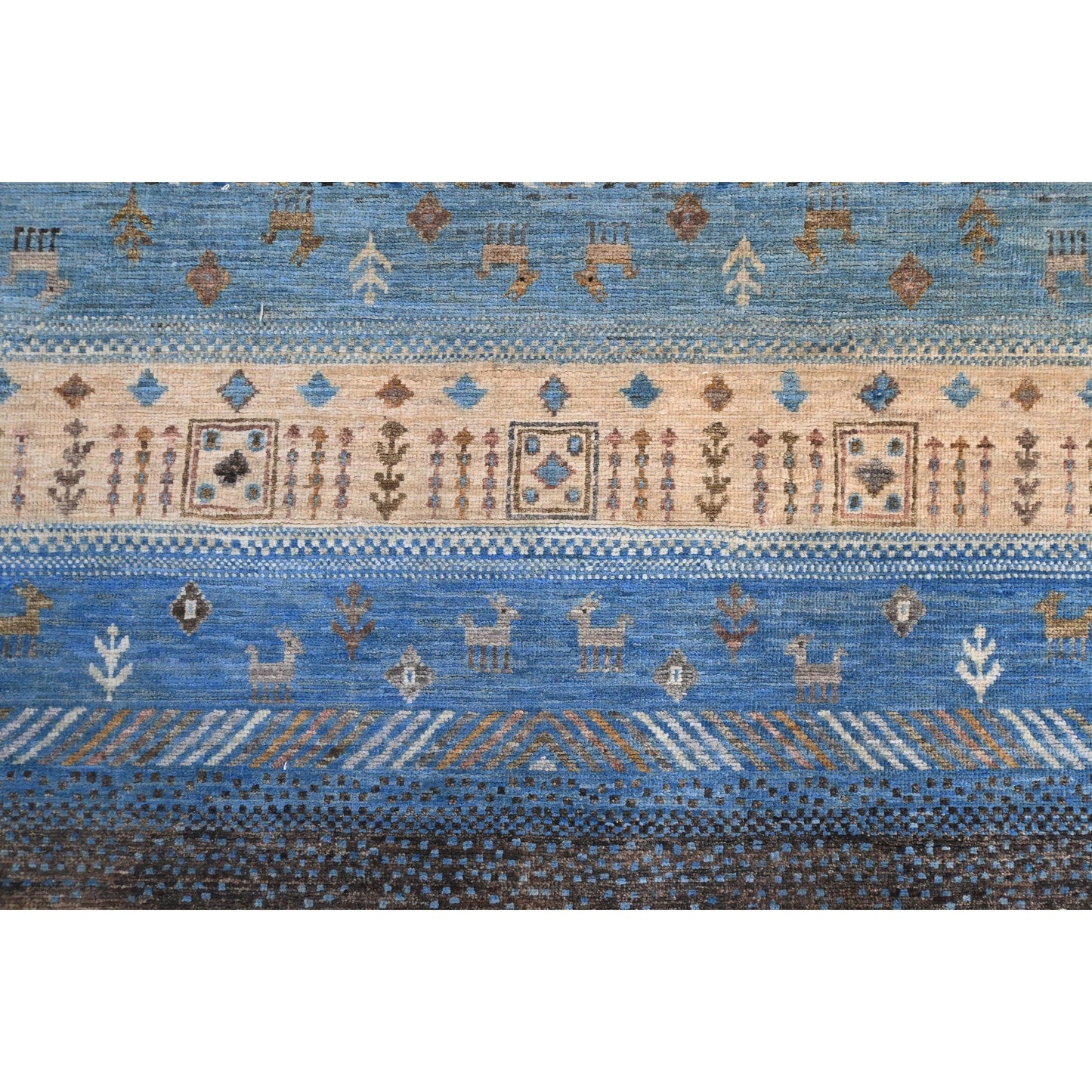 ARYANA GABEH LIGHT GREY / GOLD 4'11" X 6'8"