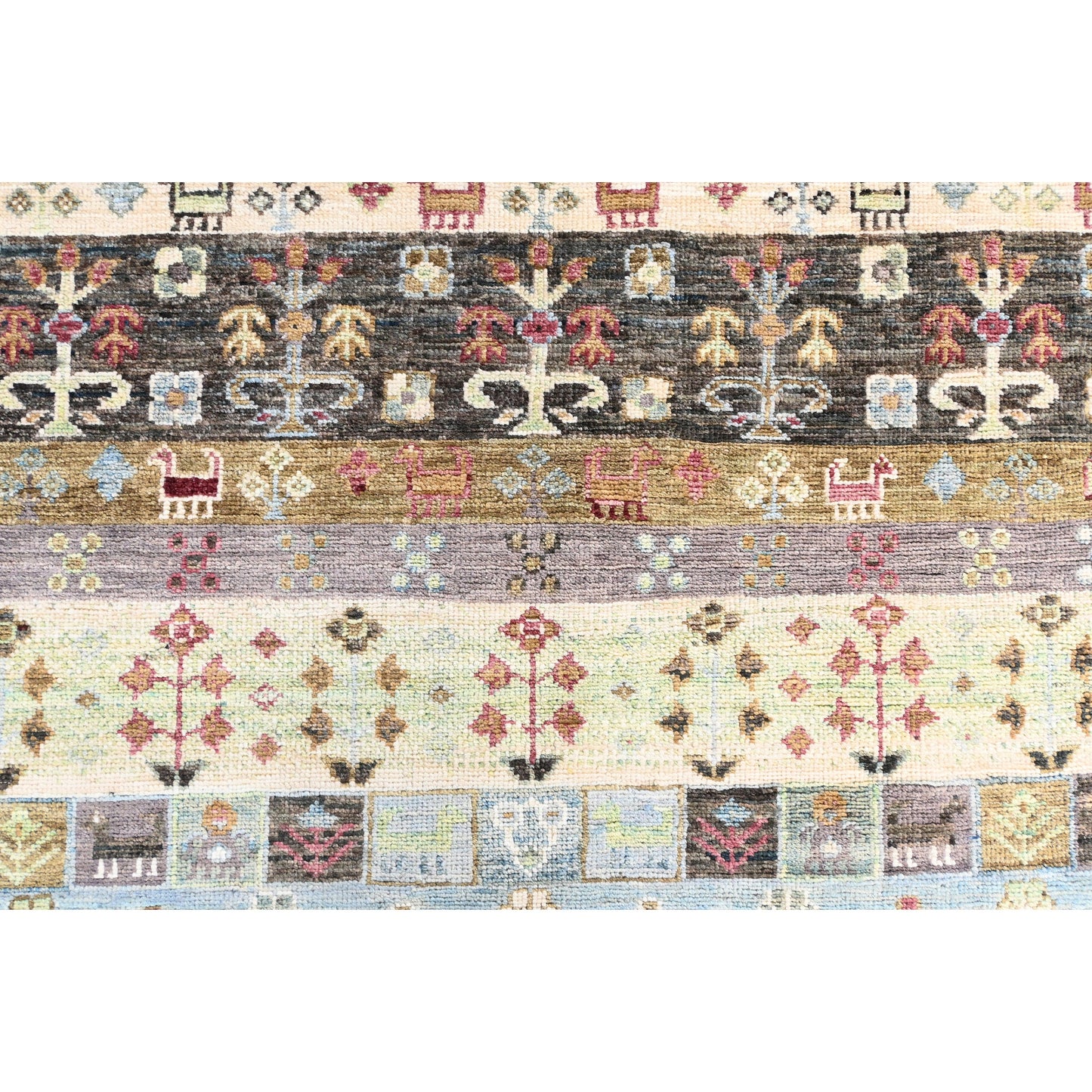 ARYANA GABEH LIGHT GREY 4' X 5'11"