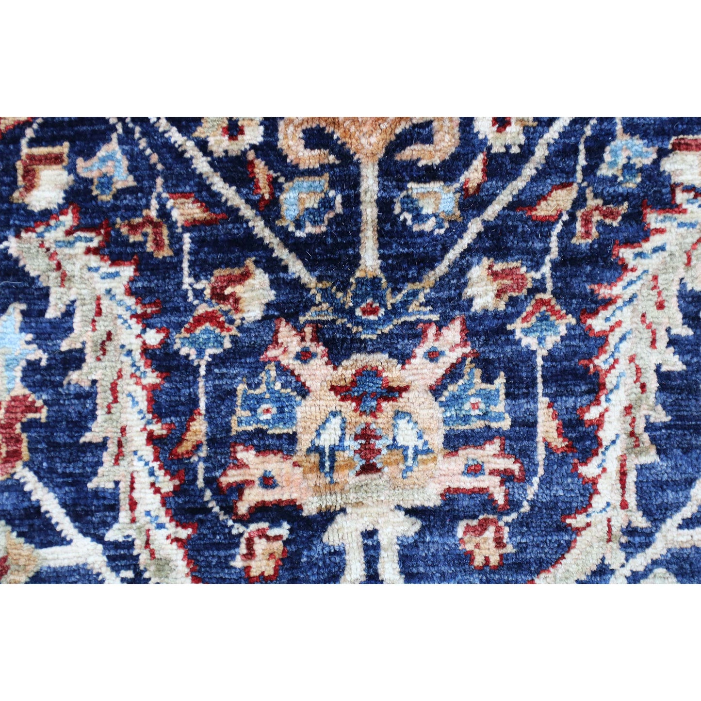 ARYANA ARYAN NAVY / RED 7'11" X 10'3"