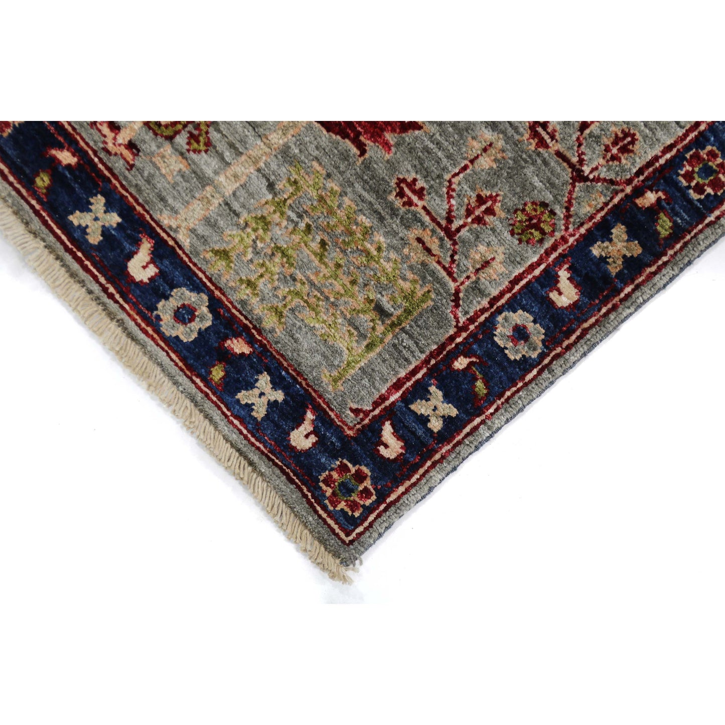ARYANA TABRZ LIGHT GREEN / NAVY 2'8" X 13'10"