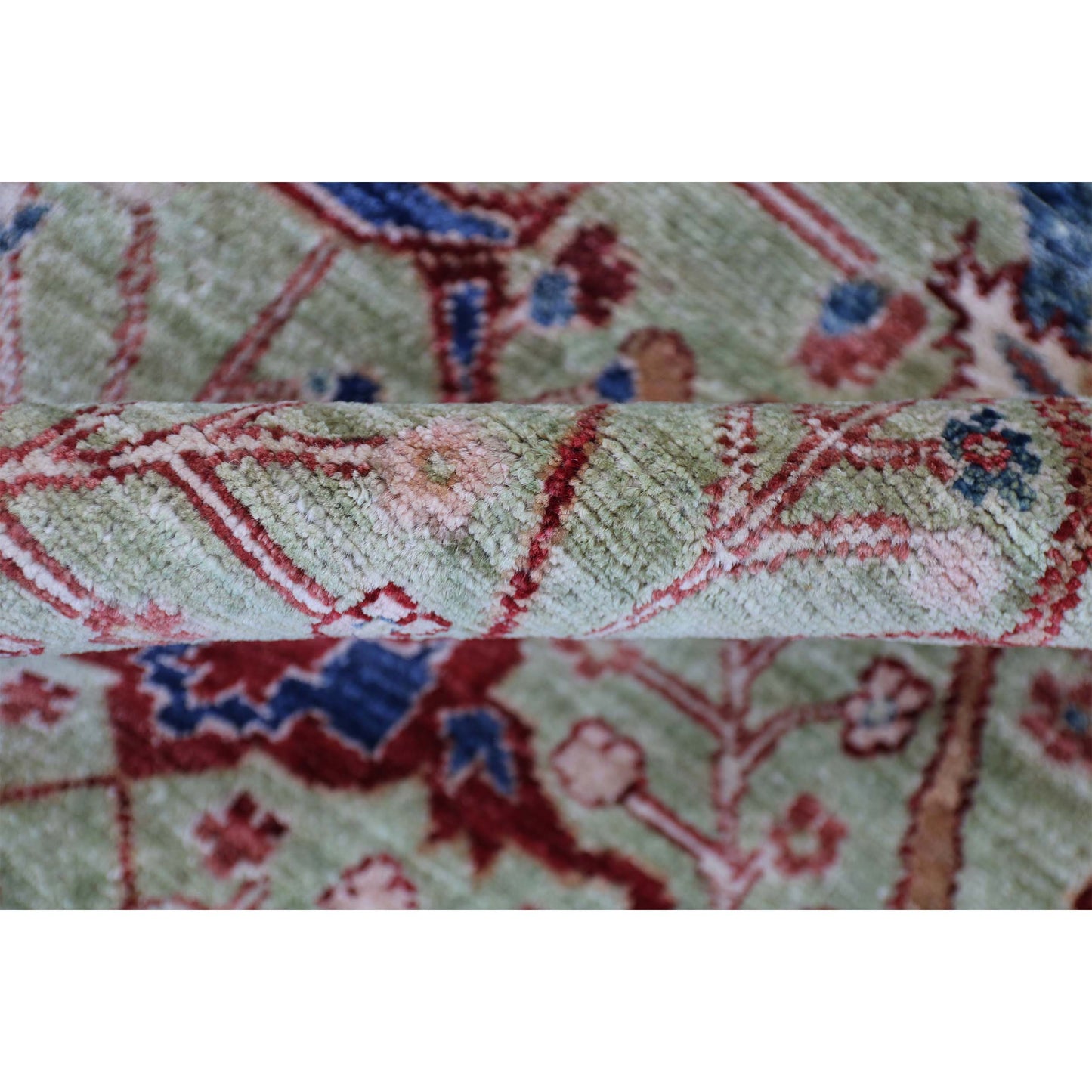 ARYANA ARYAN GREEN / RED 2'7" X 9'9"