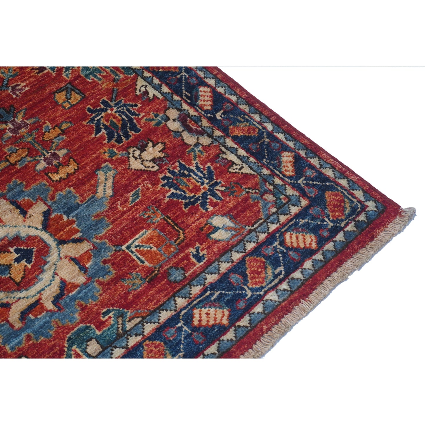 ARYANA ARYAN RED / MULTI 4'9" X 5'2"
