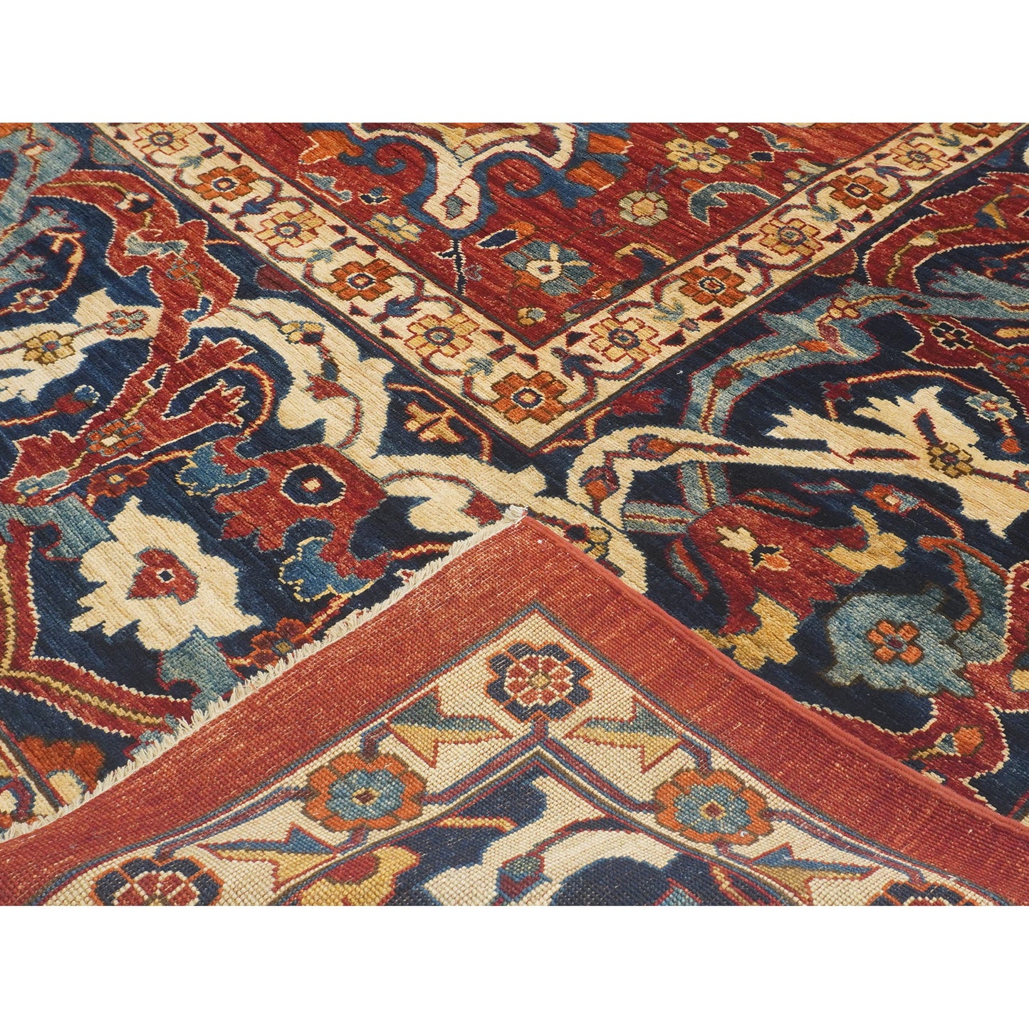 ARYANA ARYAN RED / BLUE 14'6" X 23'9"