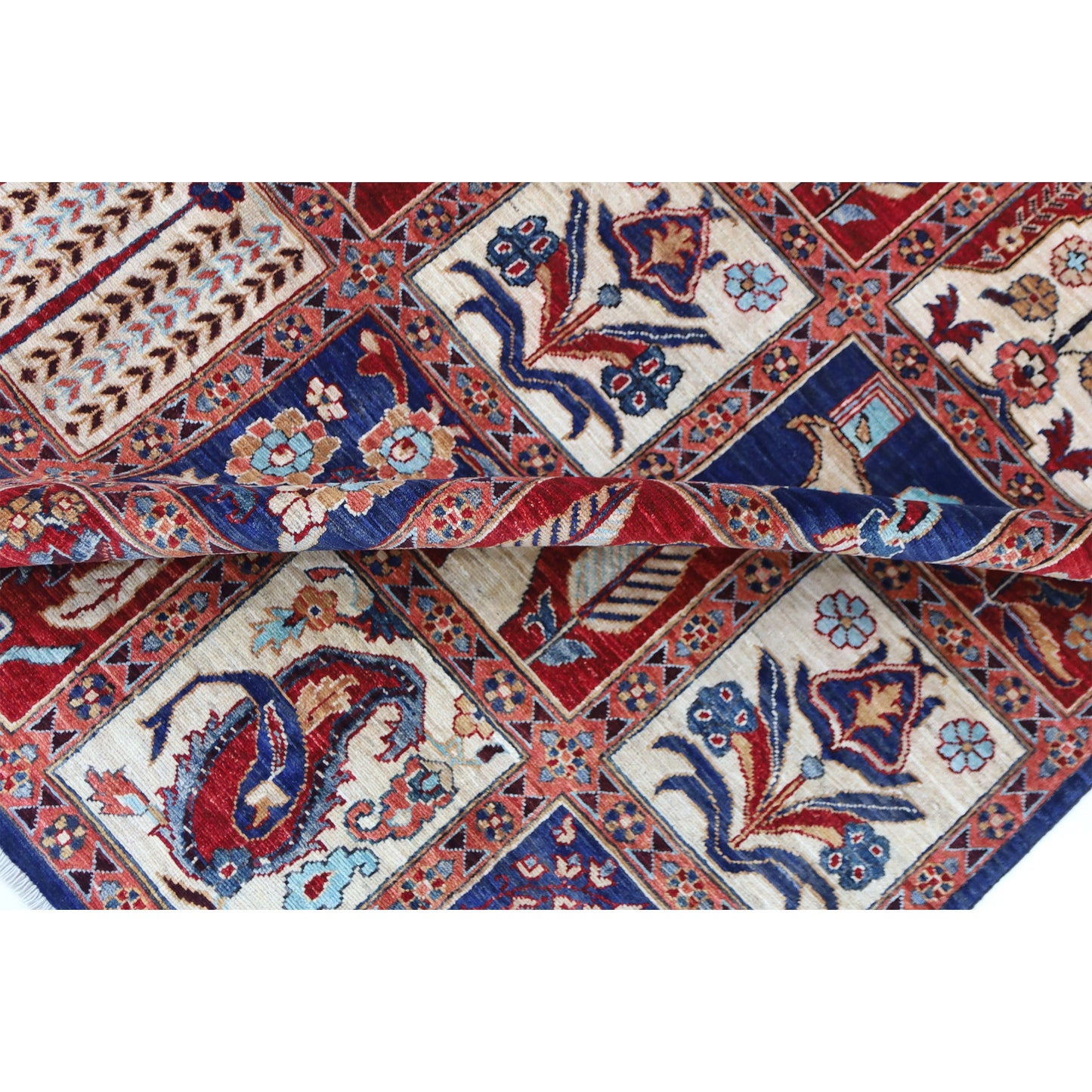 ARYANA ARYAN RED / NAVY 7'11" X 9'10"