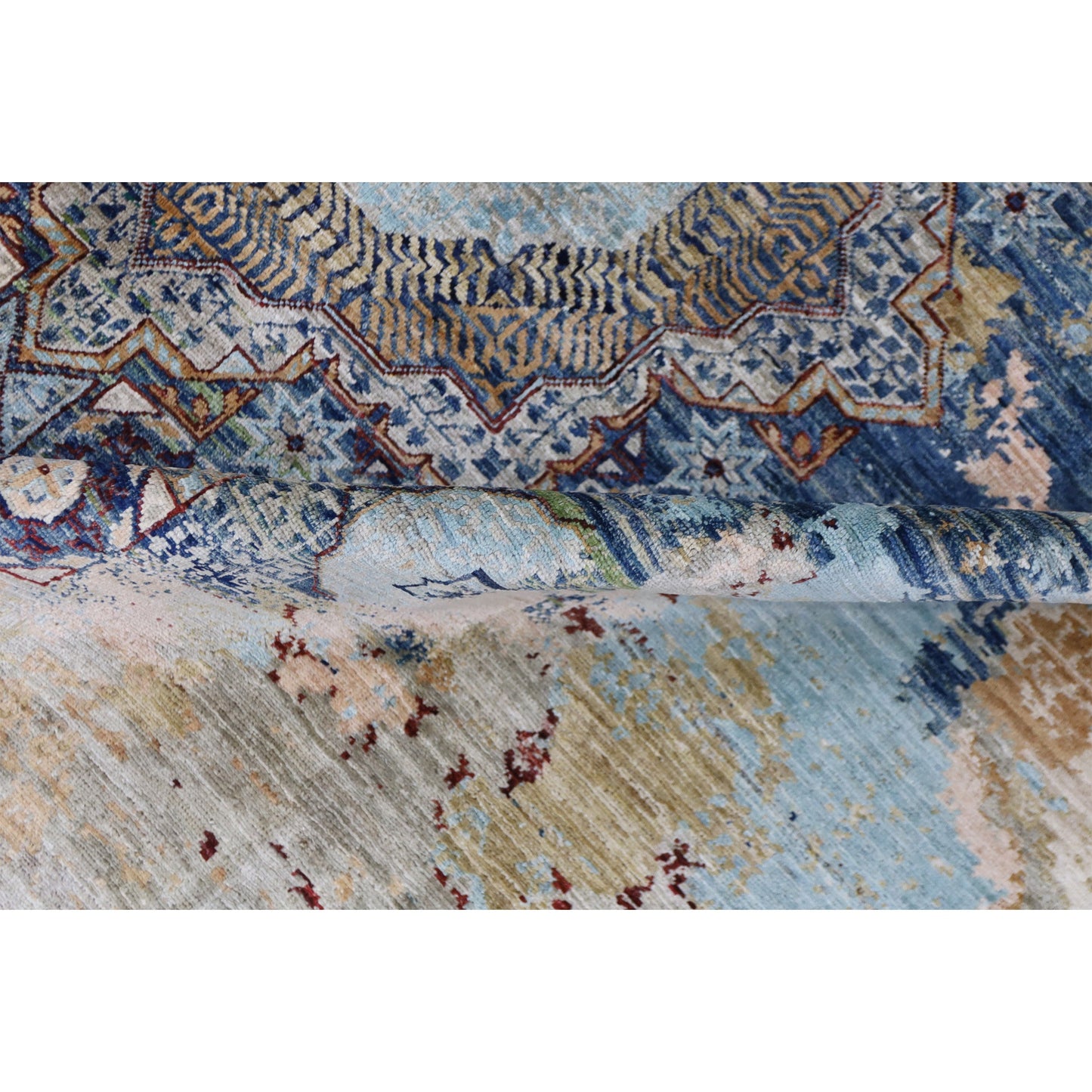 ARYANA ARYAN CAMEL / RED 7'9" X 7'9"