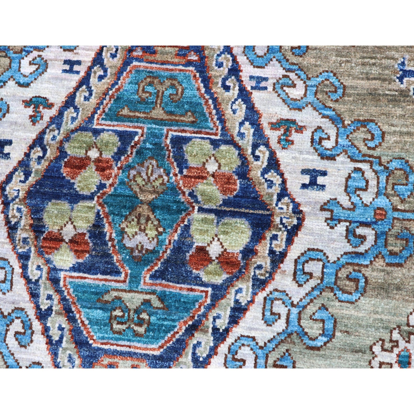 ARYANA ARYAN MULTI 3'3" X 10'5"