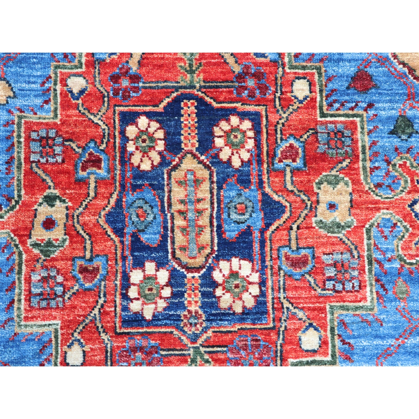 ARYANA ARYAN MULTI 8' X 10'3"