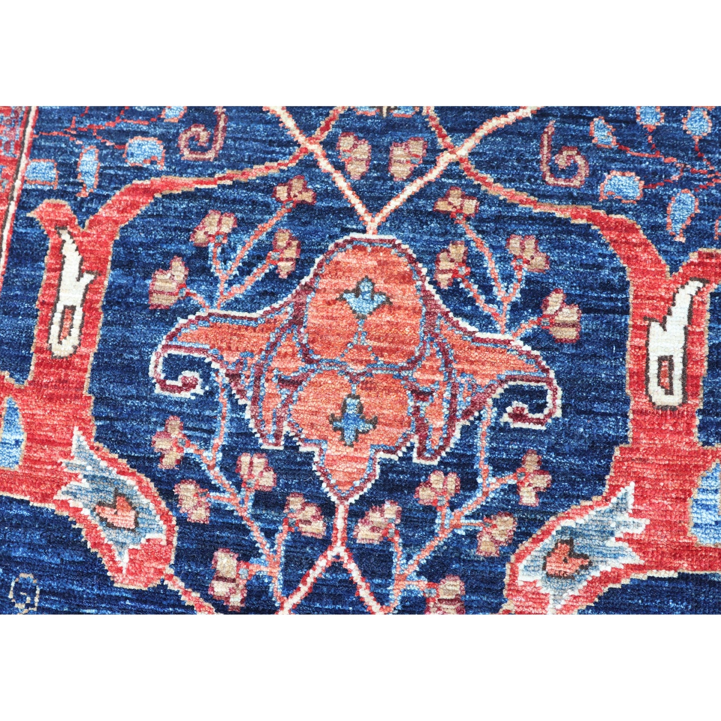 ARYANA ARYAN NAVY / RED 2'6" X 9'9"