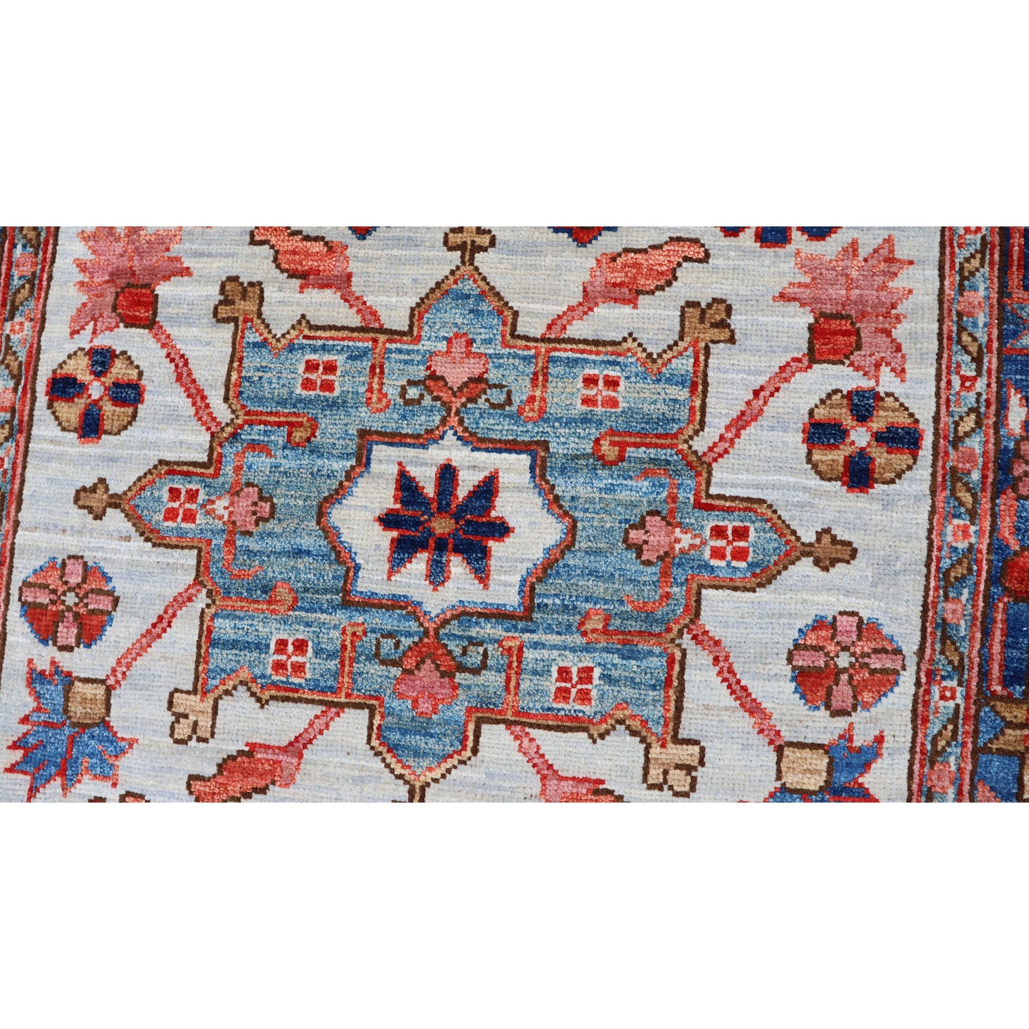 ARYANA ARYAN MULTI 2'11" X 15'6"