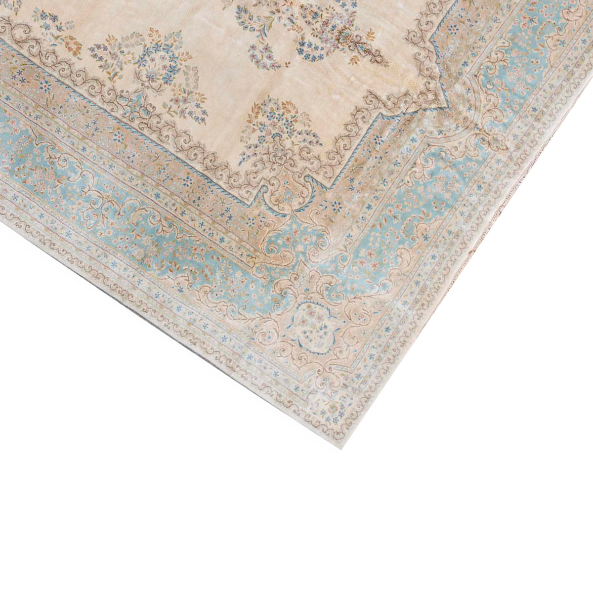 SEMI-ANTIQUE KIRMAN IVORY / BLUE 11'10" X 26'
