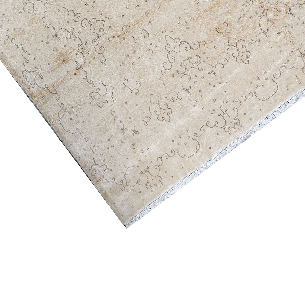 SEMI-ANTIQUE KIRMAN IVORY 9'10" X 11'6"