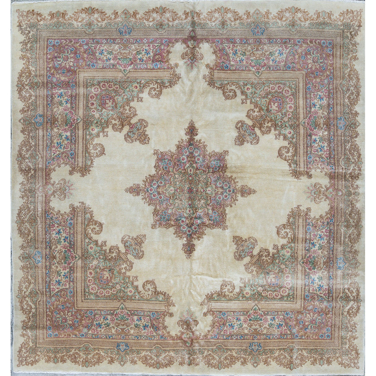 SEMI-ANTIQUE KIRMAN IVORY 8'11" X 9'3"