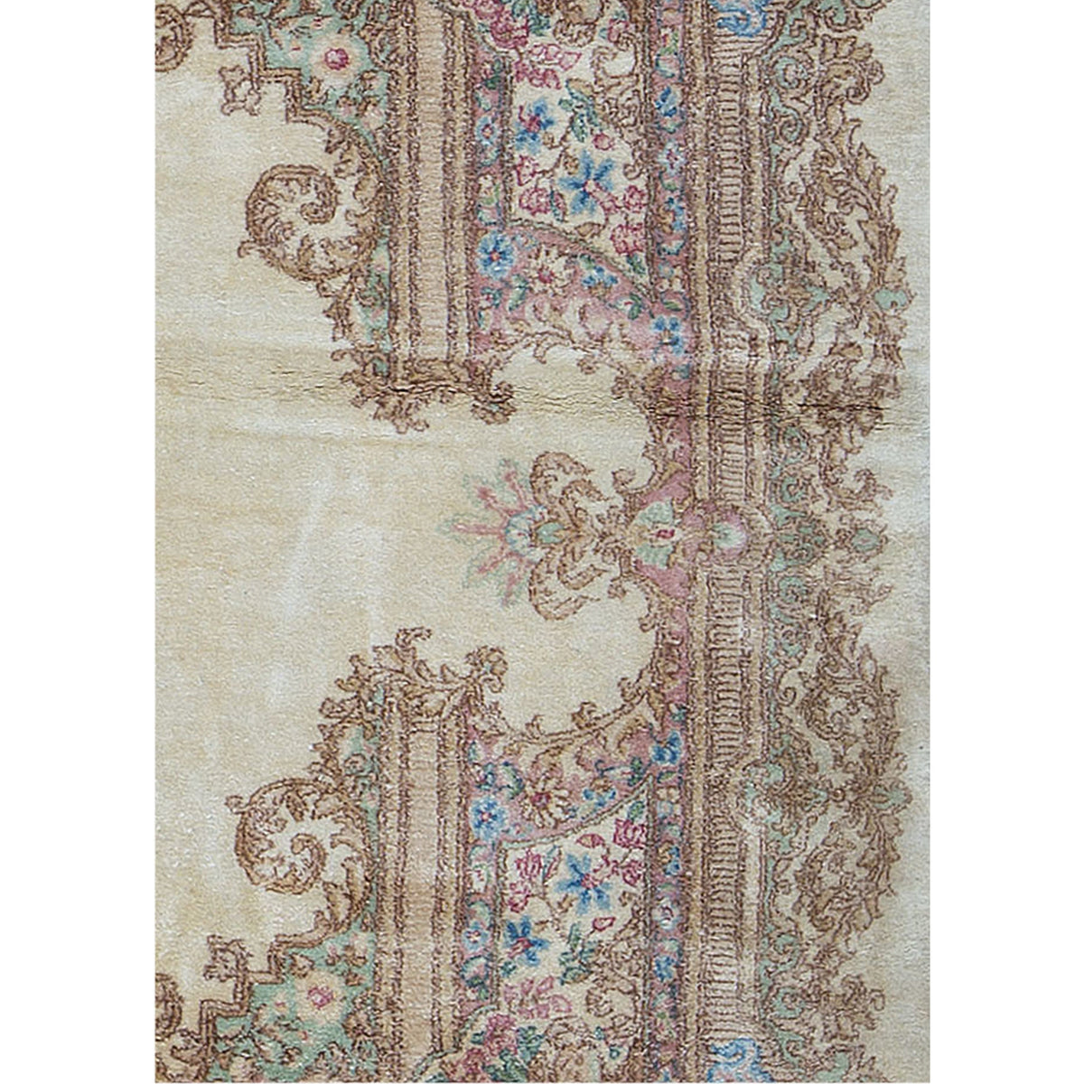 SEMI-ANTIQUE KIRMAN IVORY 8'11" X 9'3"