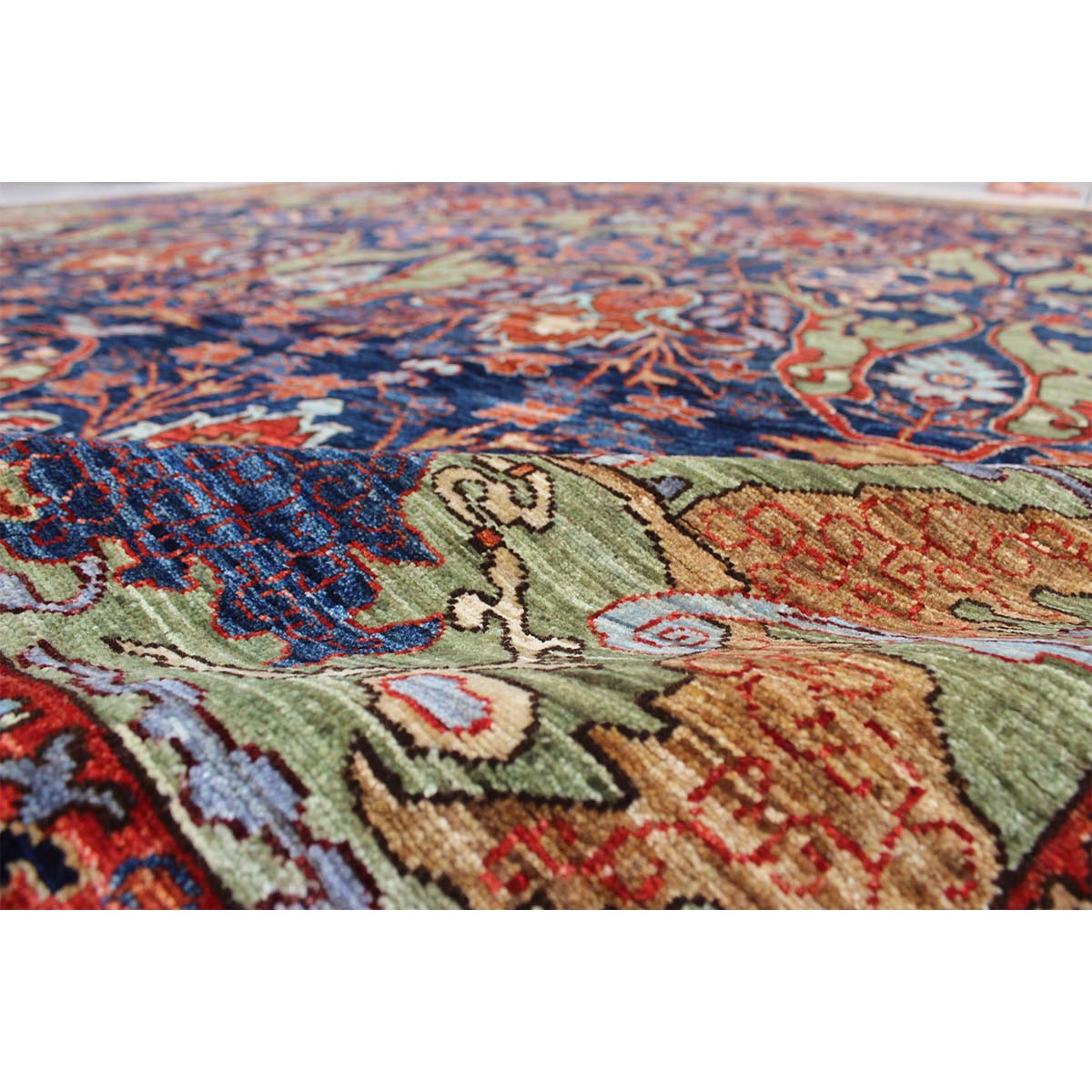 ARYANA BIJAR NAVY / GREEN 8'10" X 12'