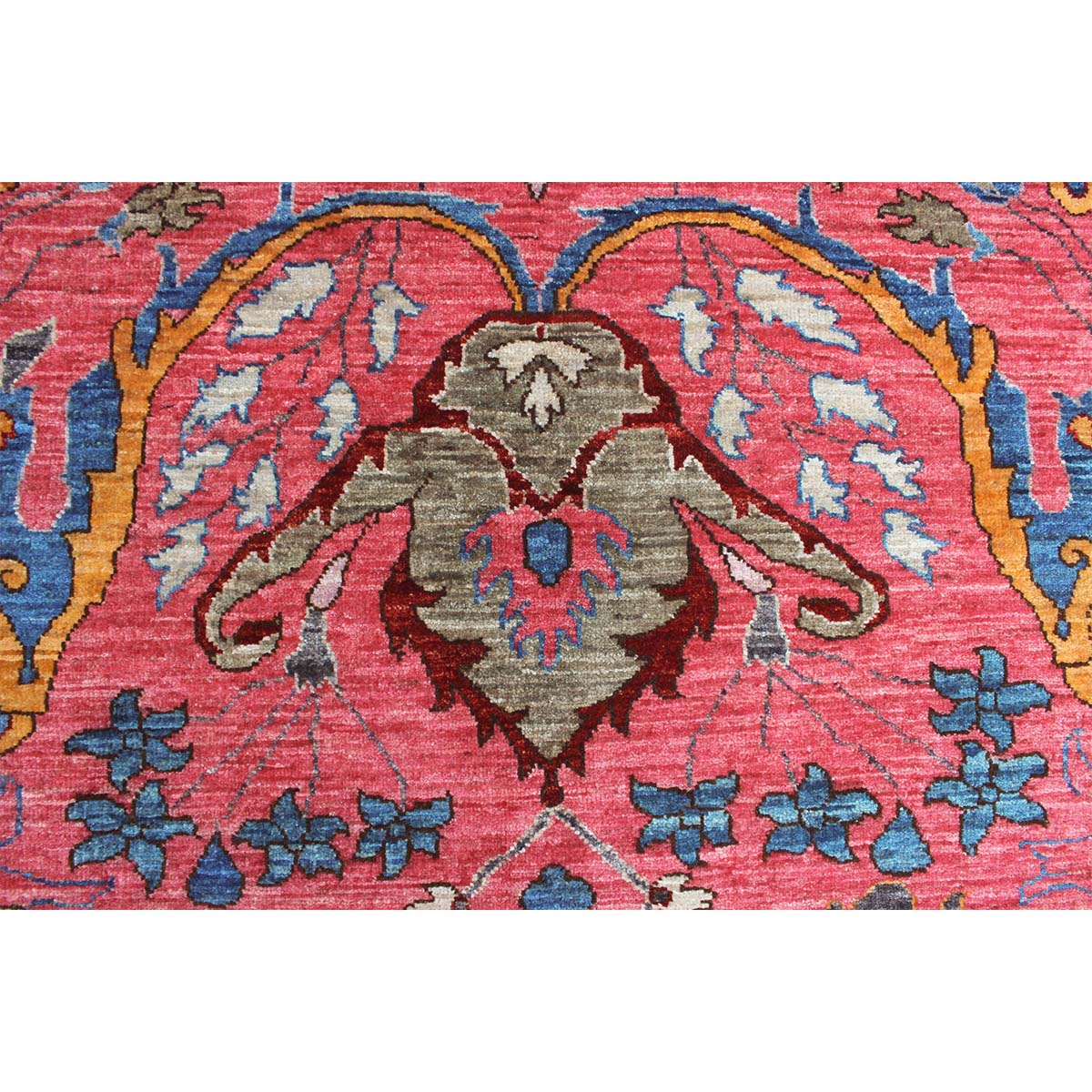 ARYANA ARYAN CORAL / BEIGE 8'11" X 11'3"