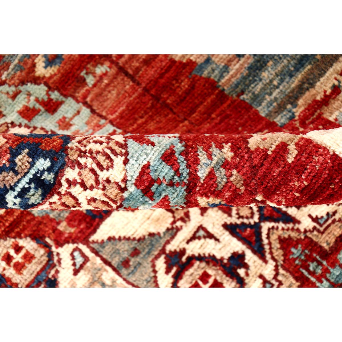 ARYANA ARYA RED / IVORY 3'-10" X 5'-9"