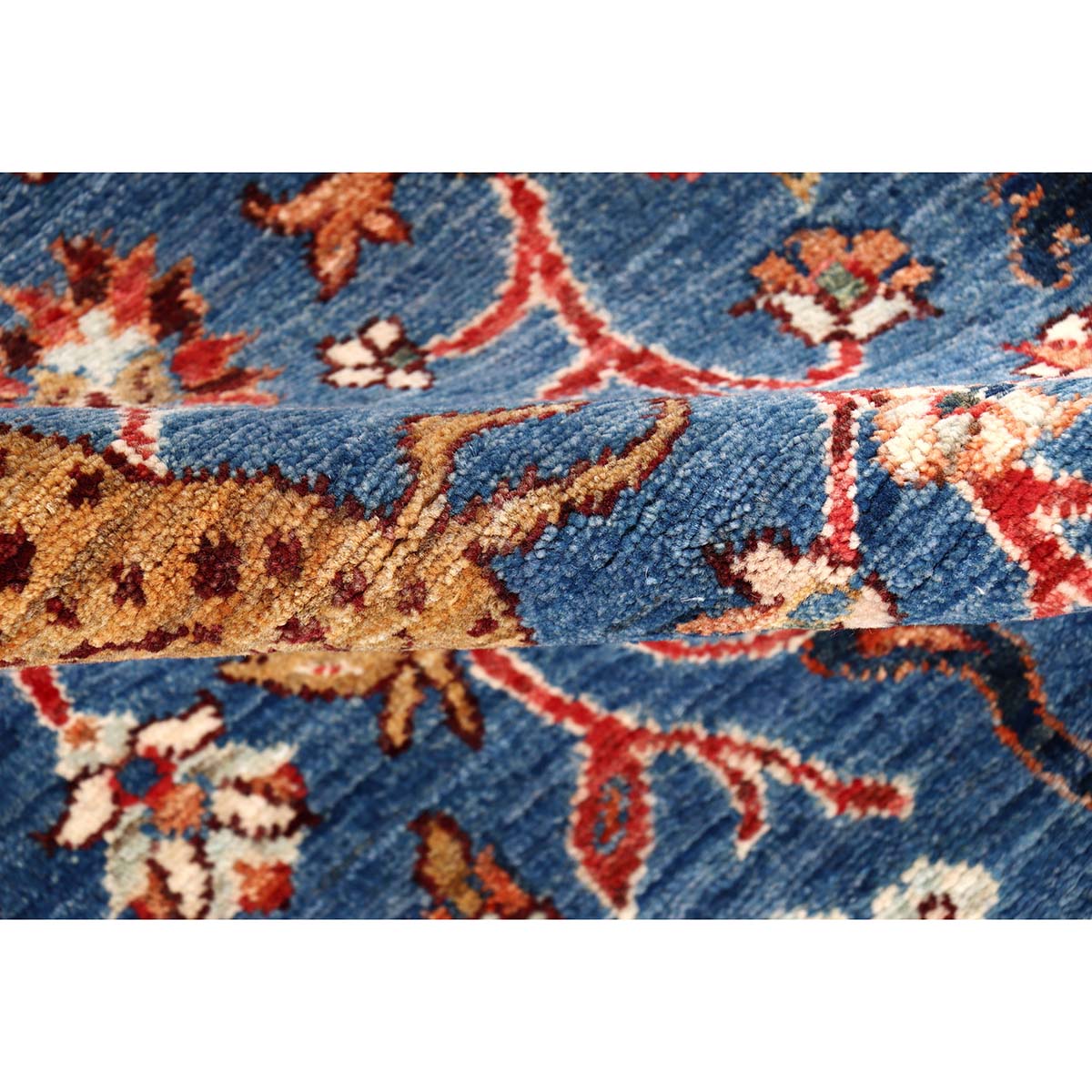 ARYANA ARYAN BLUE / RED 3'2" X 23'7"