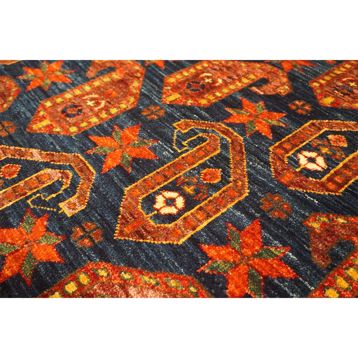 ARYANA PAISL BLUE / RED 8'4" X 9'7"