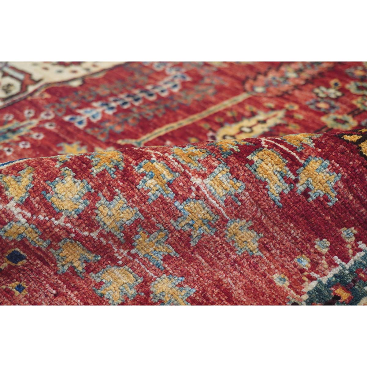 ARYANA ARYAN RED / BEIGE 2'8" X 13'8"