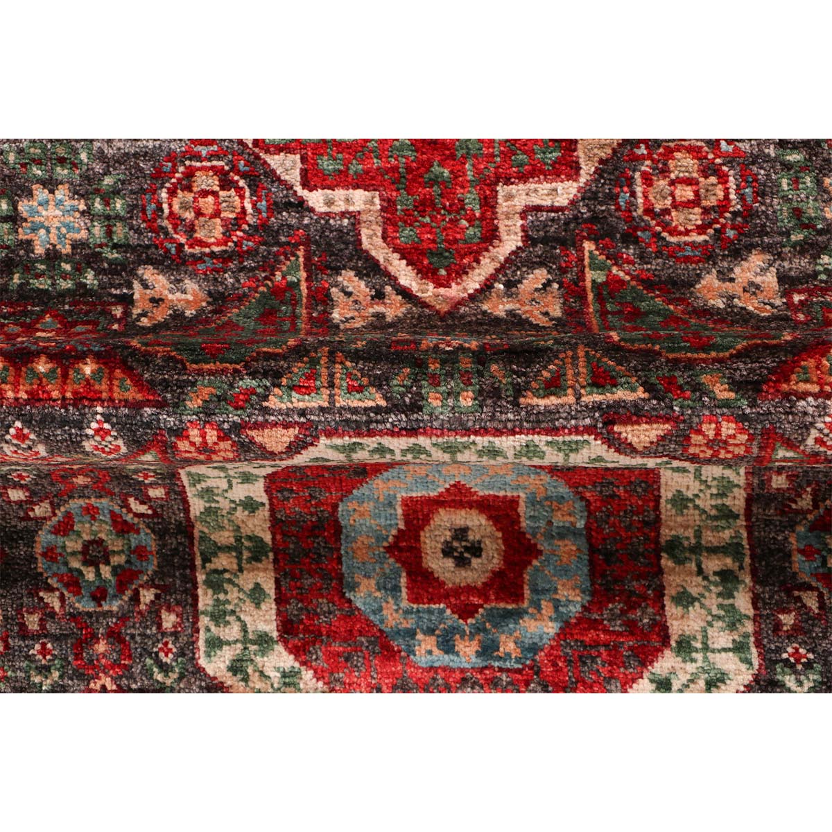 ARYANA MAMLU GREEN / RED 2'6" X 11'11"