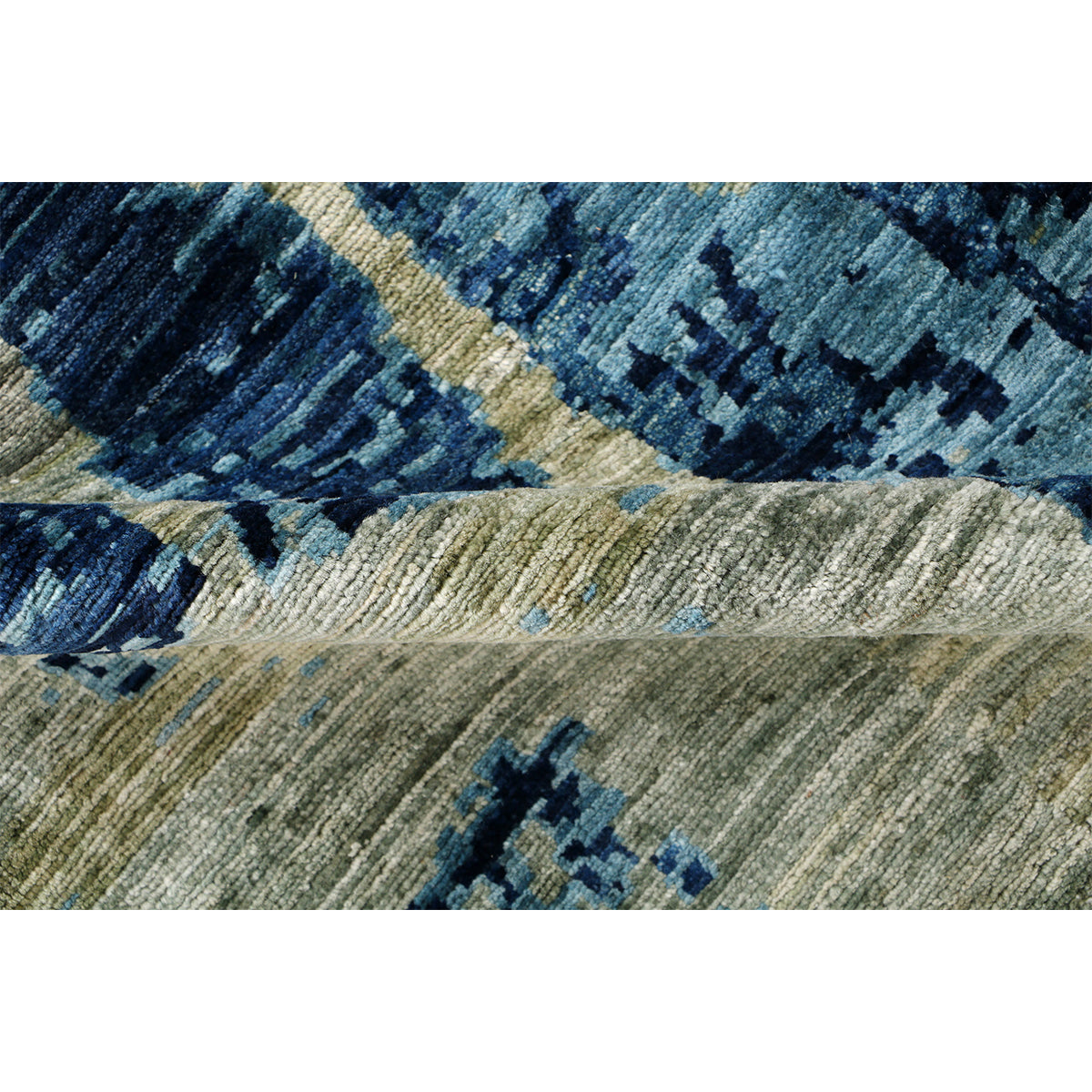 ARYANA ARYAN LIGHT BLUE / NAVY 7'10" X 9'10"