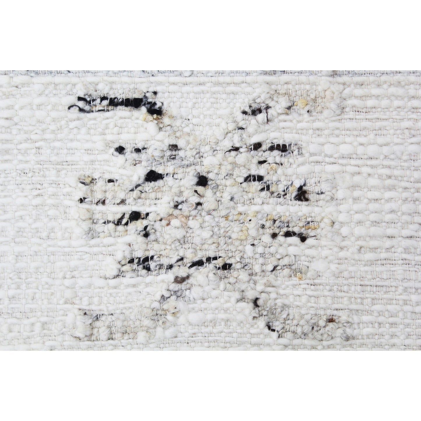 ANANDA 8001A IVORY / BLACK