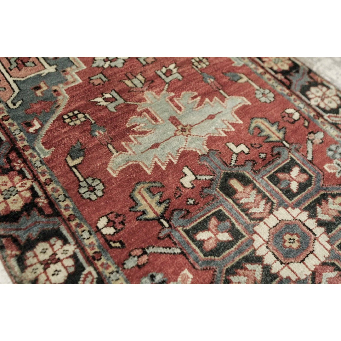 ANTIQUE SERAPI HER18 RED / BLUE