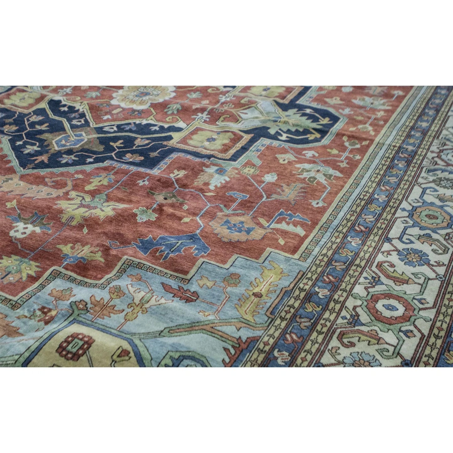 ANTIQUE SERAPI HER5B RED / IVORY 14' X 19'9"