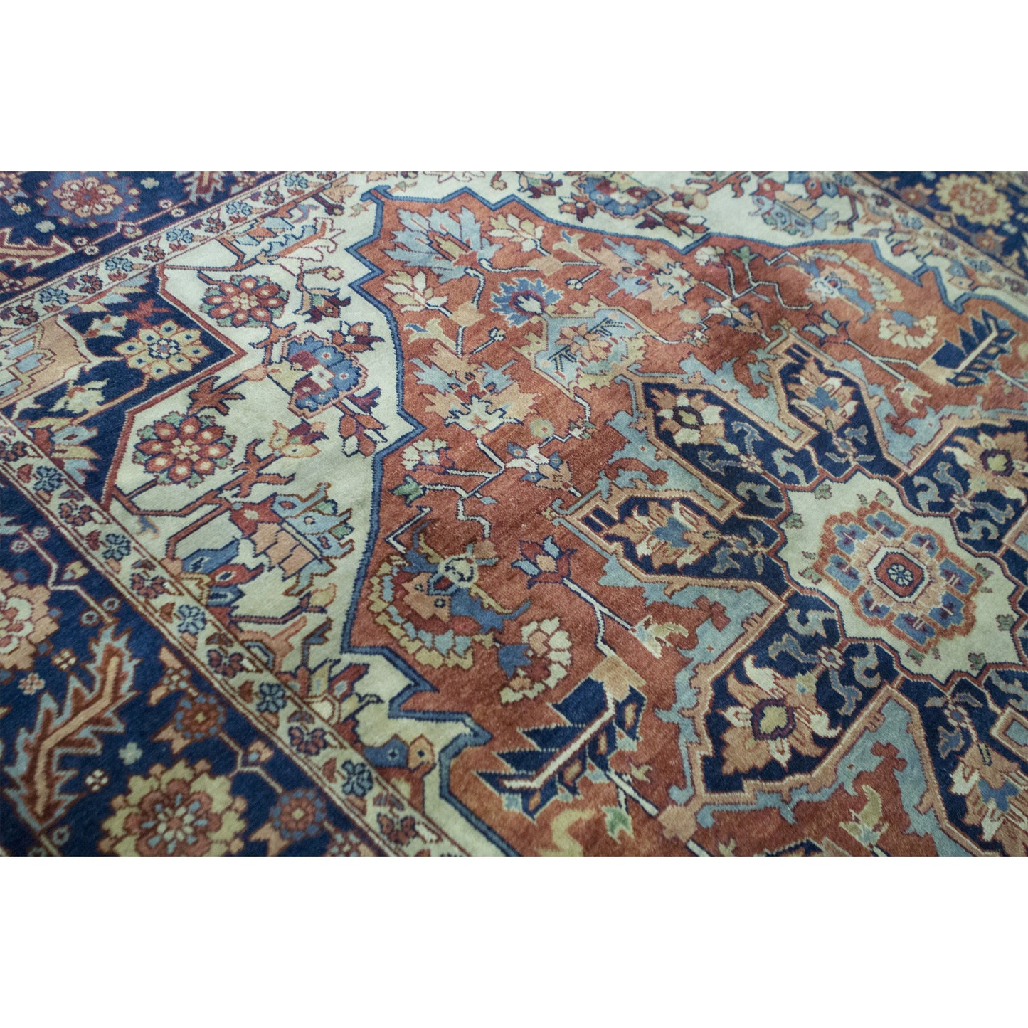ANTIQUE SERAPI P5SER RED / BLUE 13'10" X 15'11"