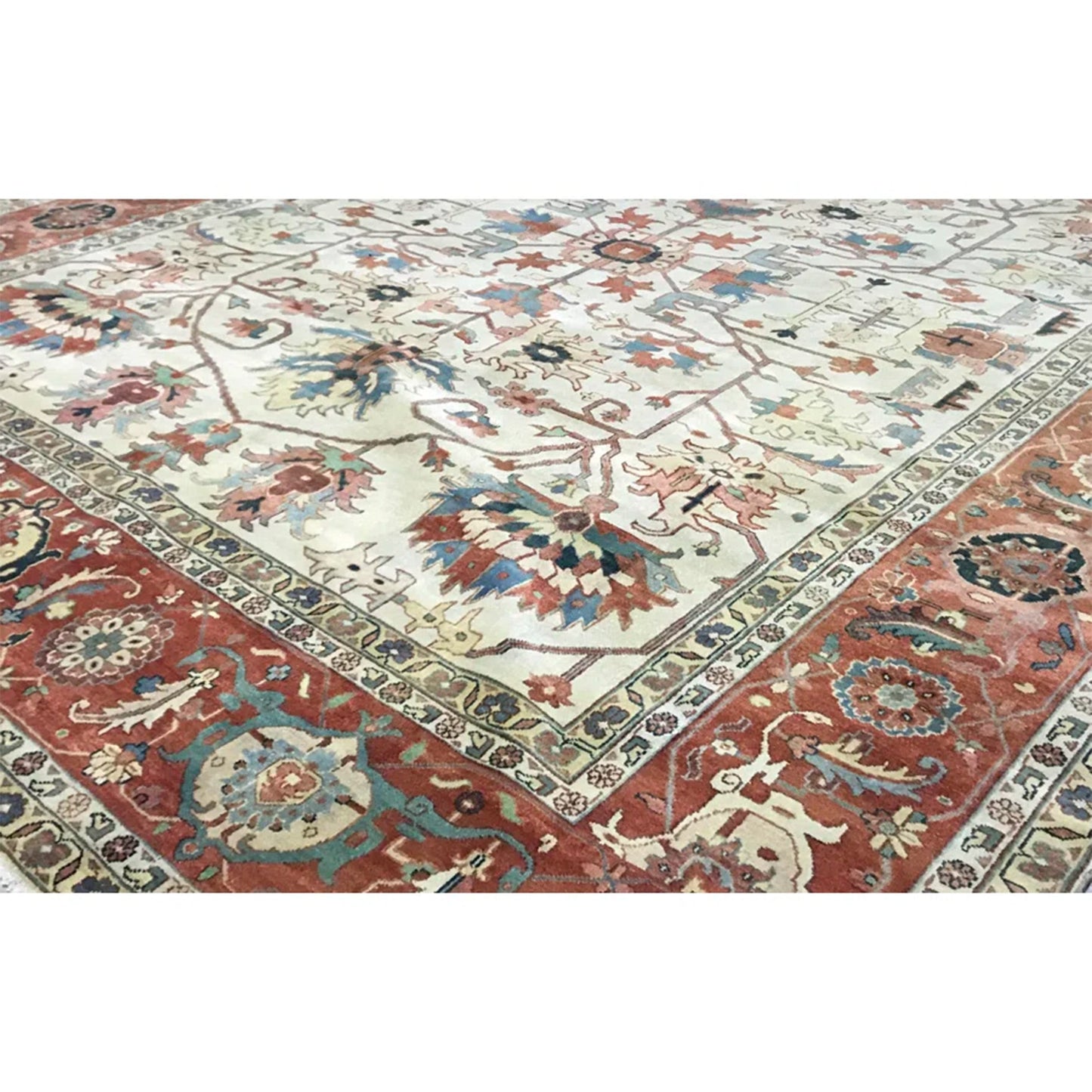 ANTIQUE SERAPI SJ-45 IVORY / RED 14' X 15'4"
