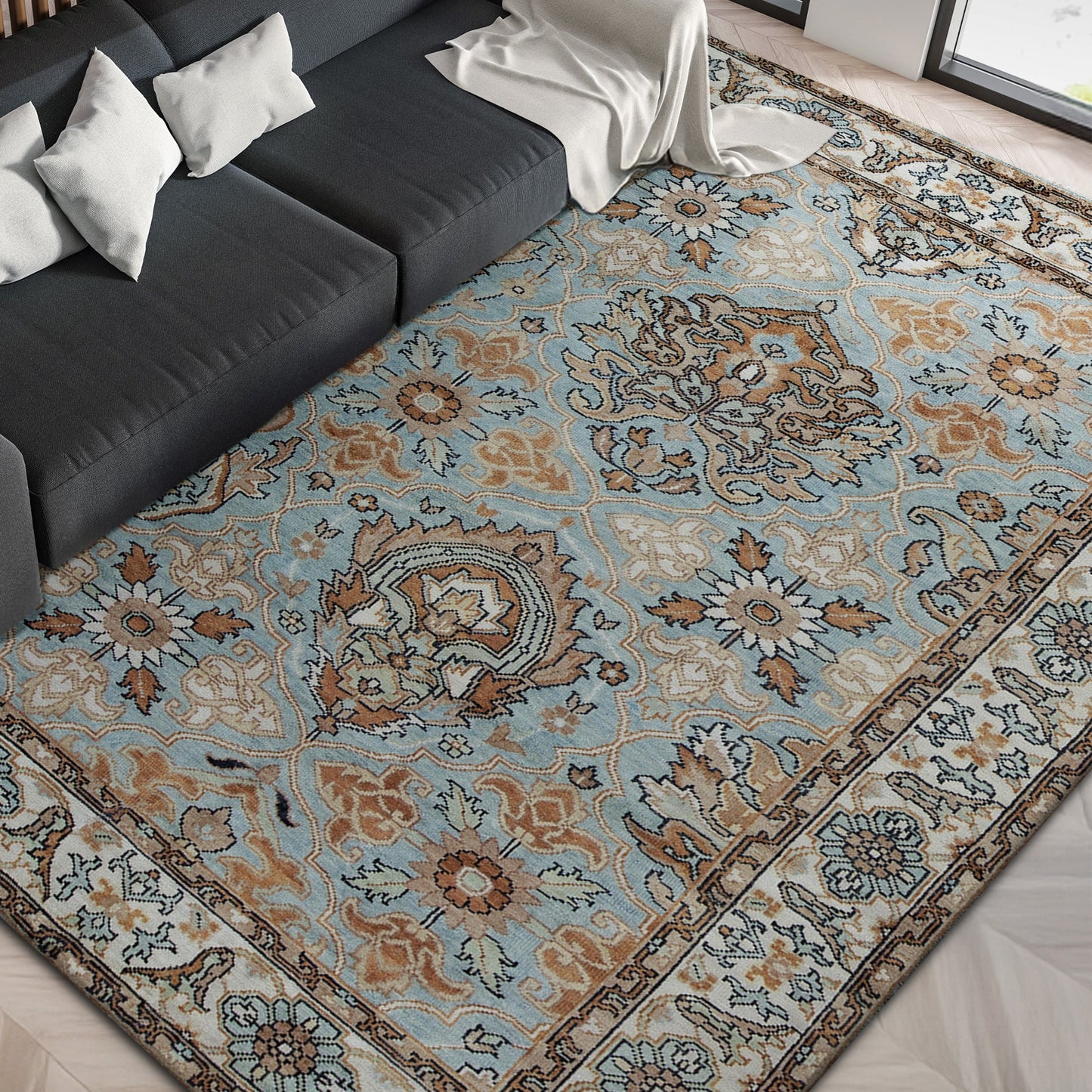 ANTIQUE SULTANABAD KIRMA BLUE / IVORY