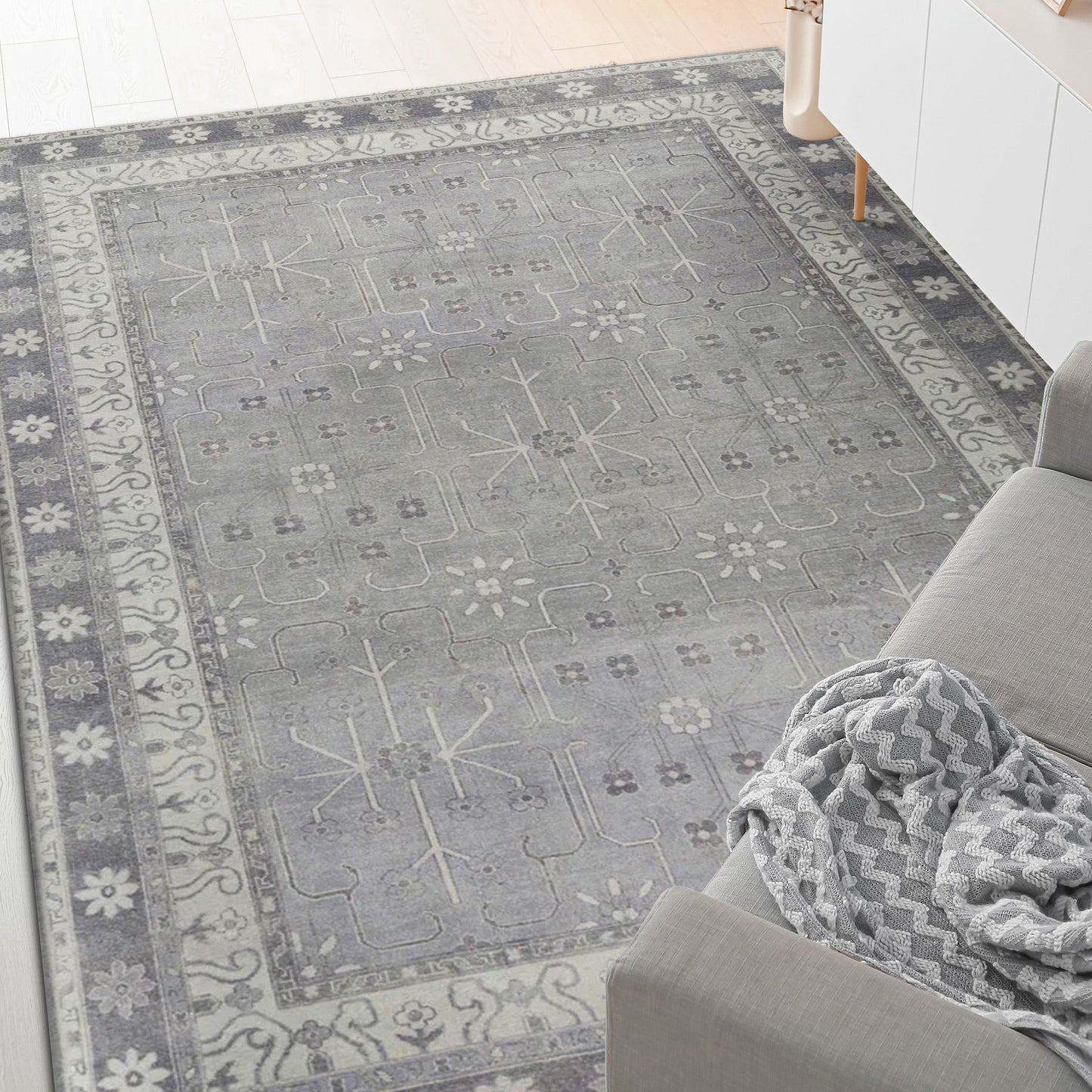 ANTIQUE SULTANABAD S-34- SILVER / GREY