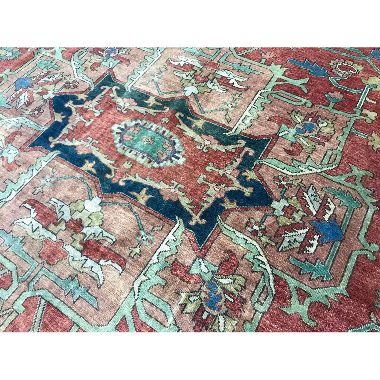 BAKSHAHE P2--- RED / RED