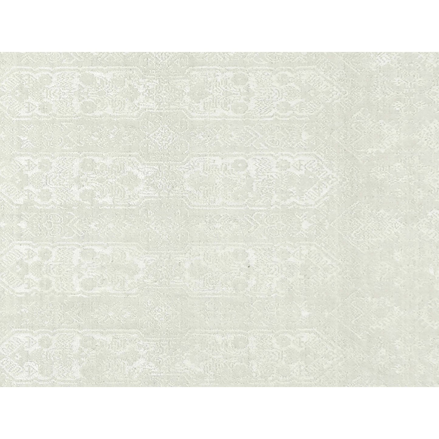 HANDLOOMED JACQUARD 634OC IVORY / WHITE