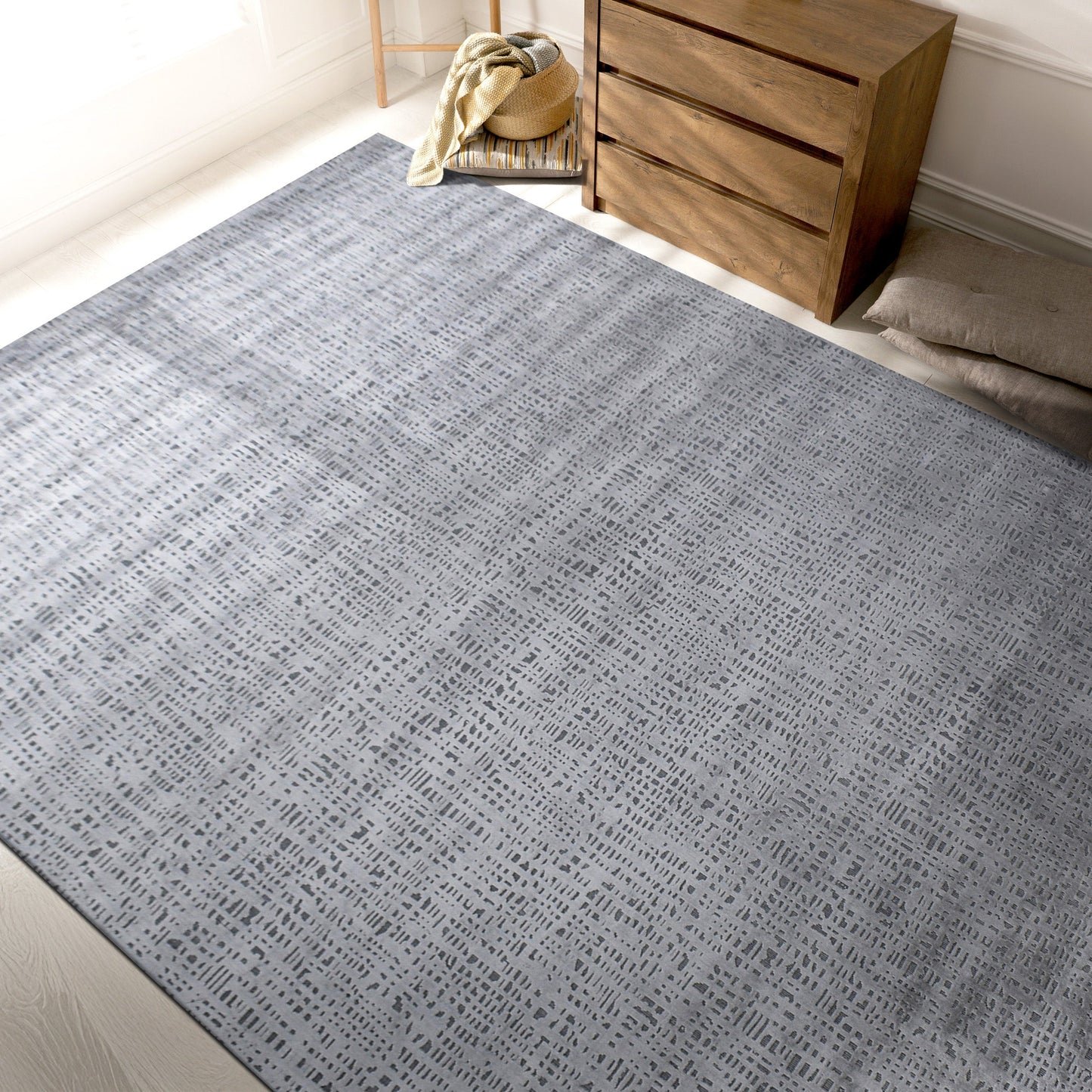 HANDLOOMED JACQUARD CONNOR CHARCOAL / SILVER