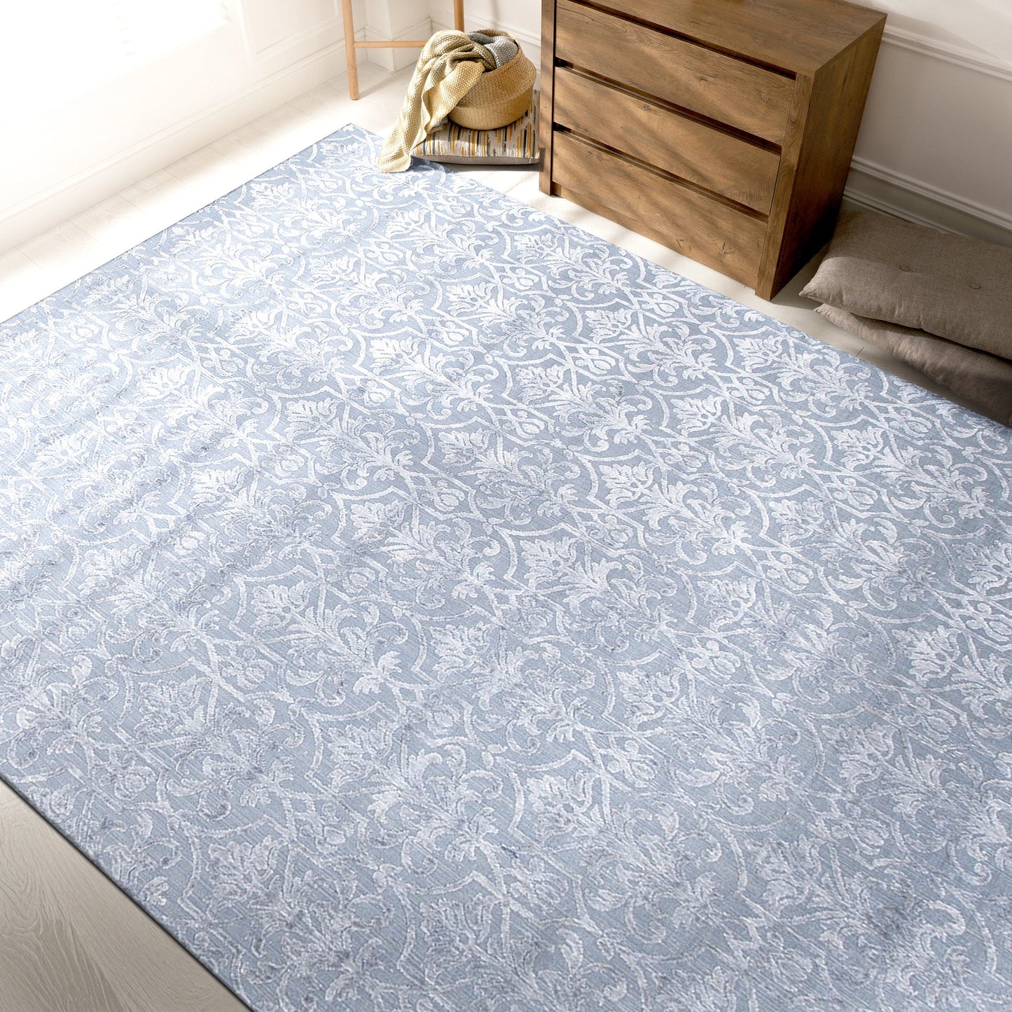 HANDLOOMED JACQUARD LORRAINE LIGHT BLUE