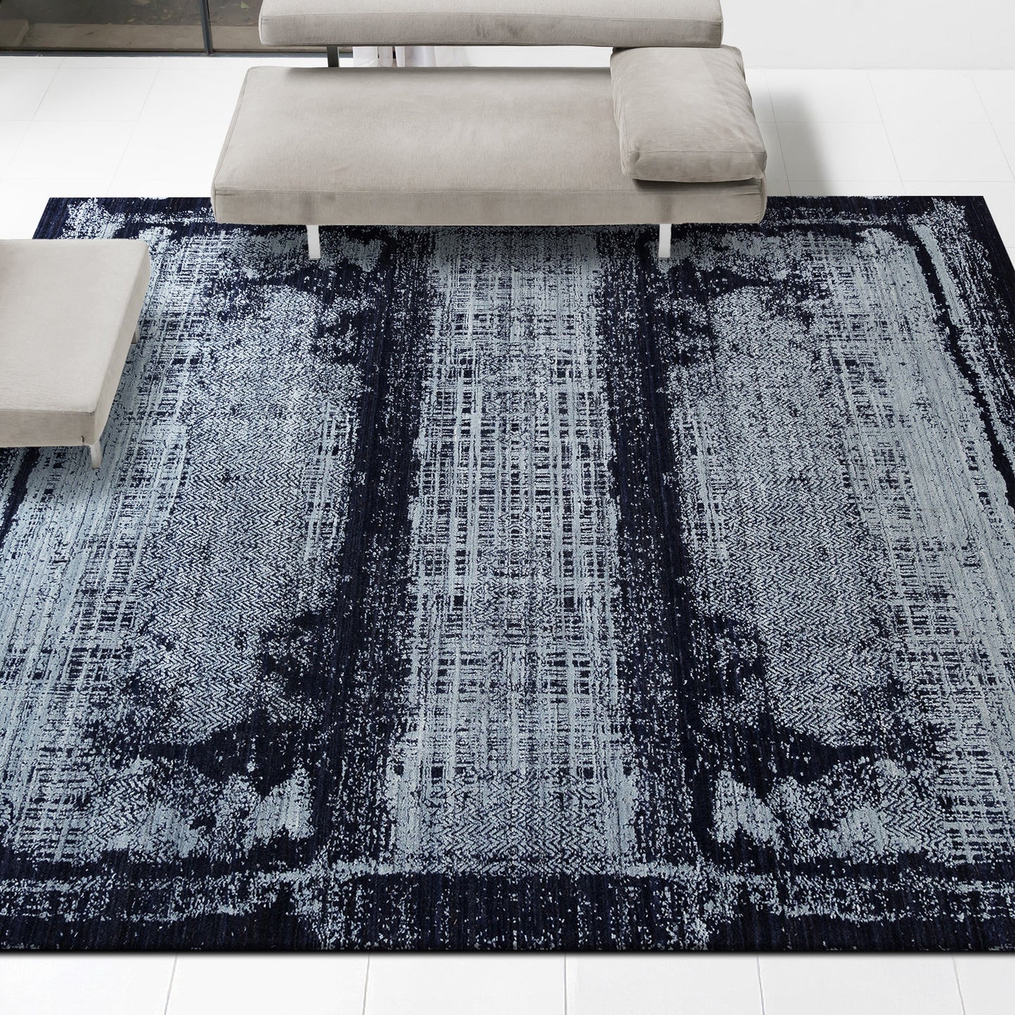 HANDLOOMED JACQUARD RA310 NAVY / SILVER
