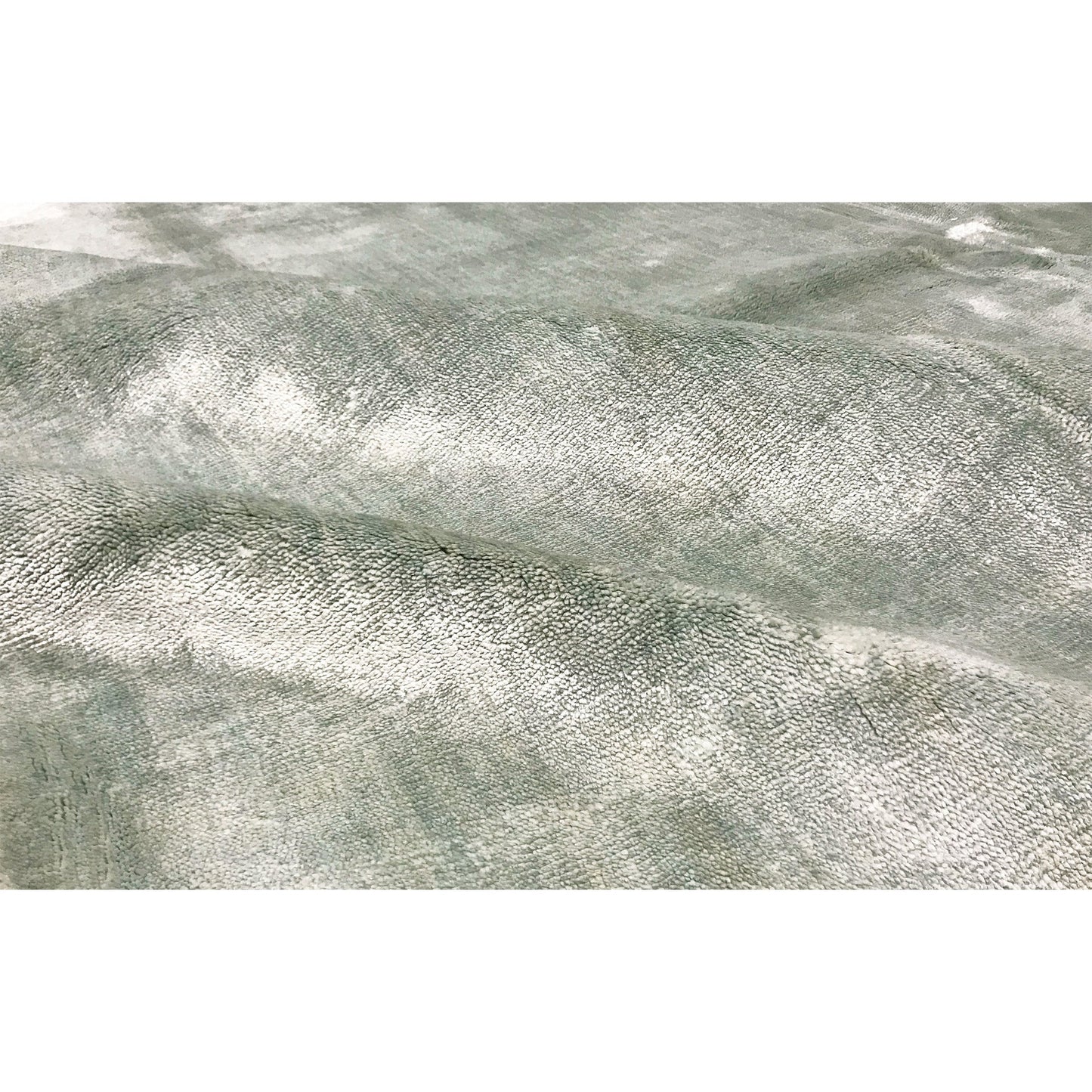 MONACO PLUSH PILE PLAIN LIGHT GREEN