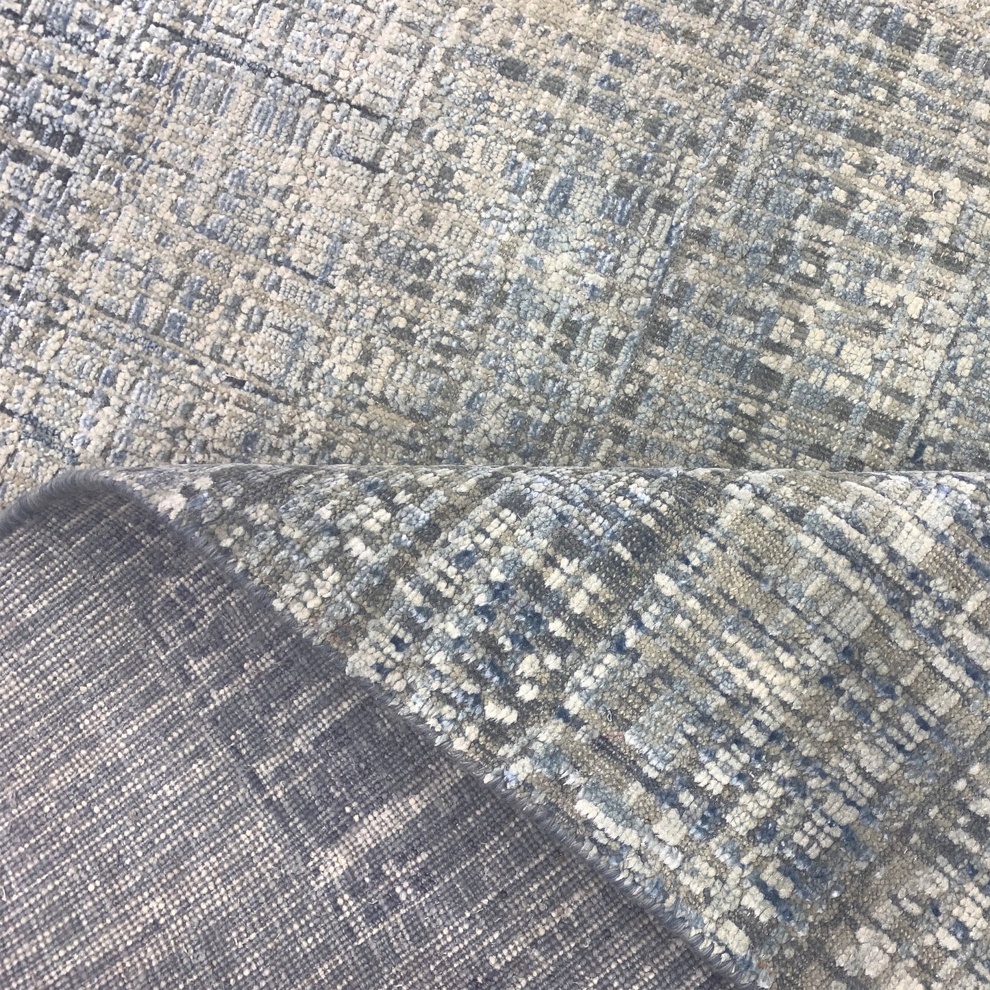 SONA ANTIQUE 208II GREY / IVORY